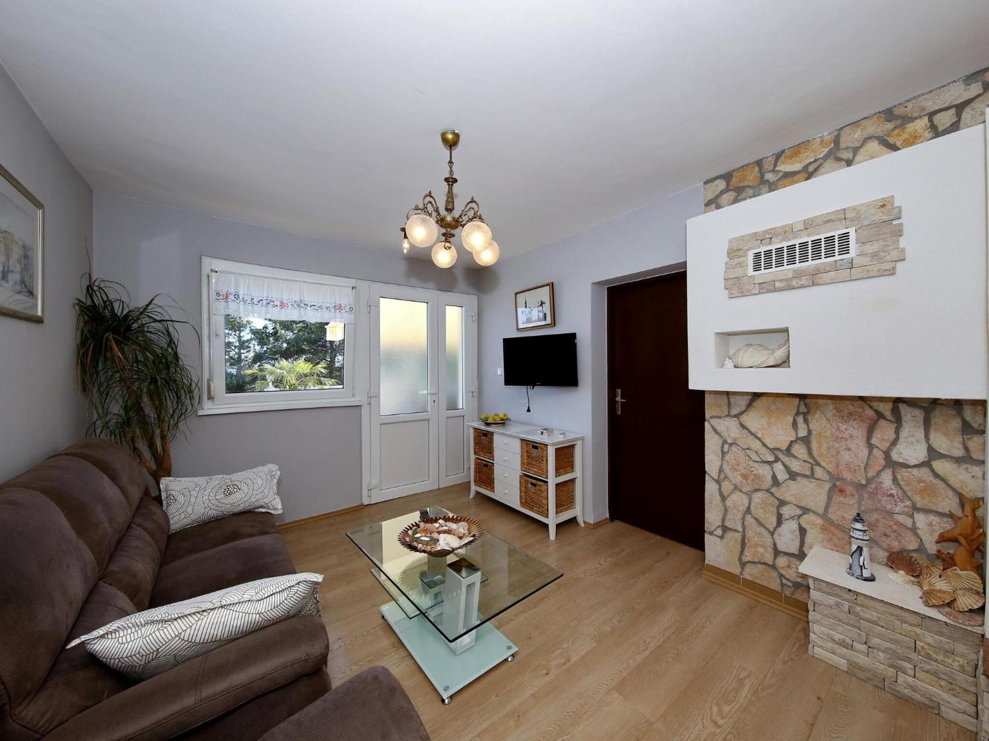 Beautiful Holiday Home With Private Pool, Nice Garden With Relax Area, Taverne 마슬레니차 외부 사진