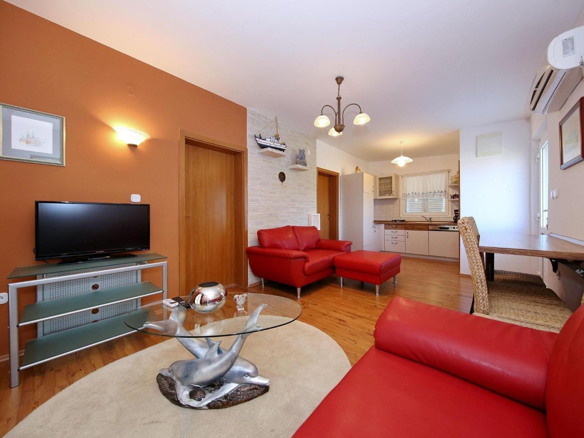 Beautiful Holiday Home With Private Pool, Nice Garden With Relax Area, Taverne 마슬레니차 외부 사진